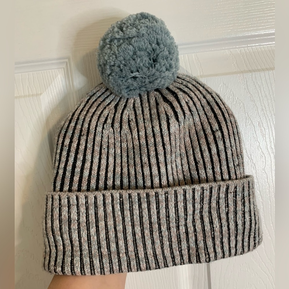 Lululemon Textured Fleece Lined Beanie